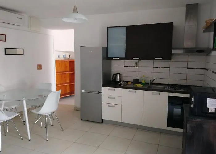 In A Beautiful Bay Sascica Apartament Sali